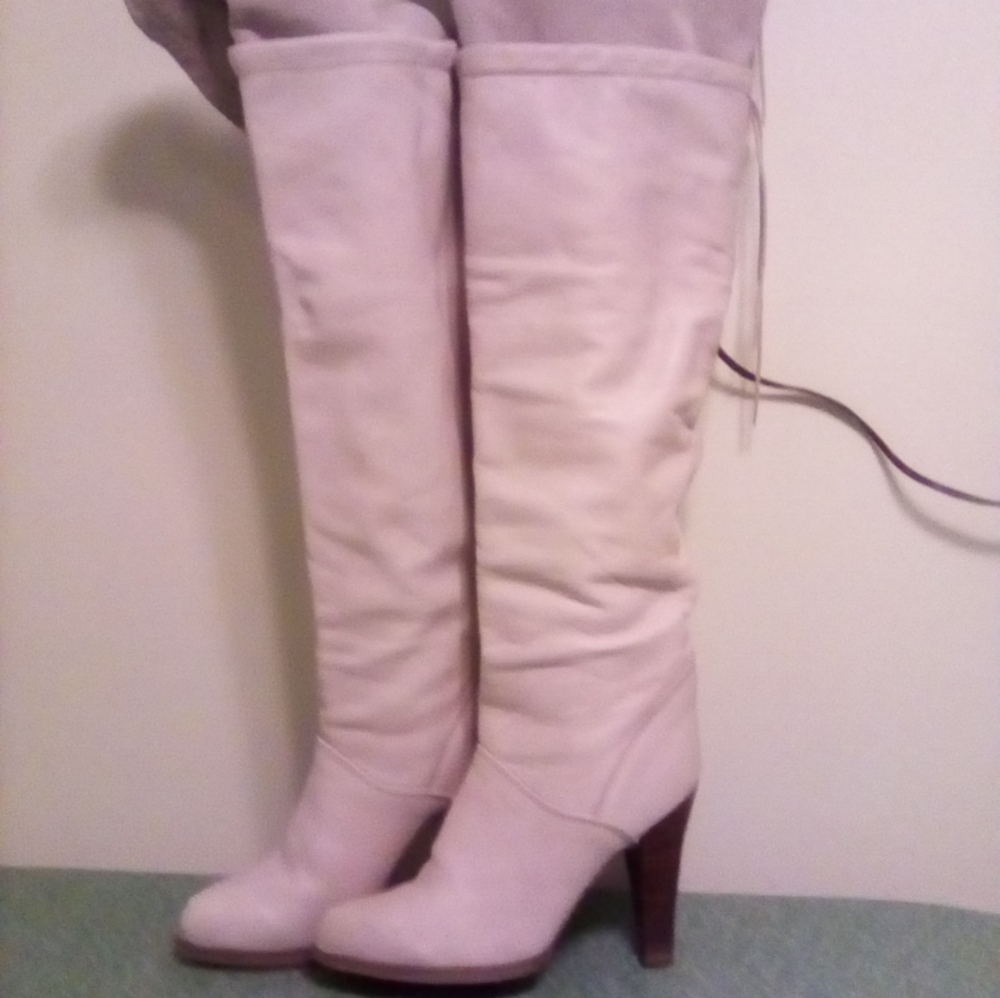 Vintage zodiac boots